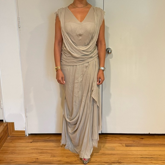 J.MENDEL GRAY DRESS SIZE 10 - Picture 5 of 15